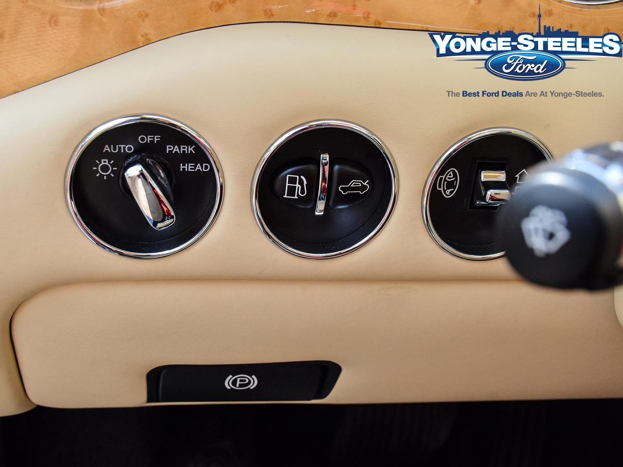 2008 Bentley Azure 2dr Conv Photo