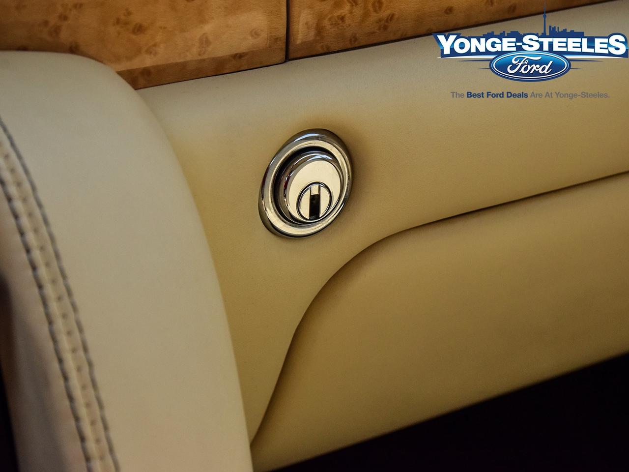 2008 Bentley Azure 2dr Conv Photo