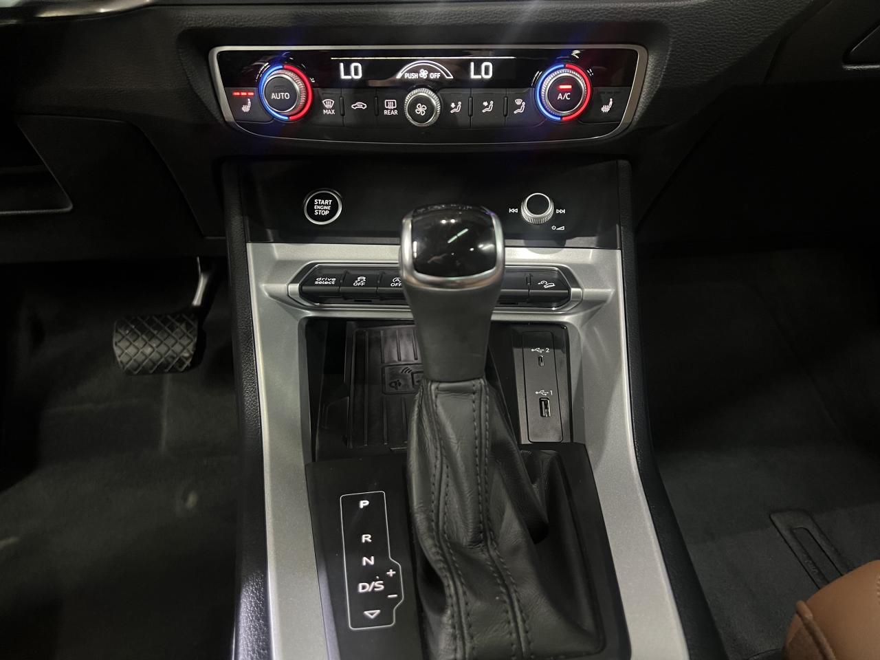 2021 Audi Q3 QUATTRO  AWD   CAMERA   SUNROOF Photo