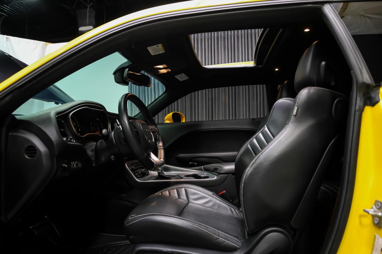 2018 Dodge Challenger SRT HELLCAT WIDEBODY 707HP  RARECOLOR ROOF NAV Photo