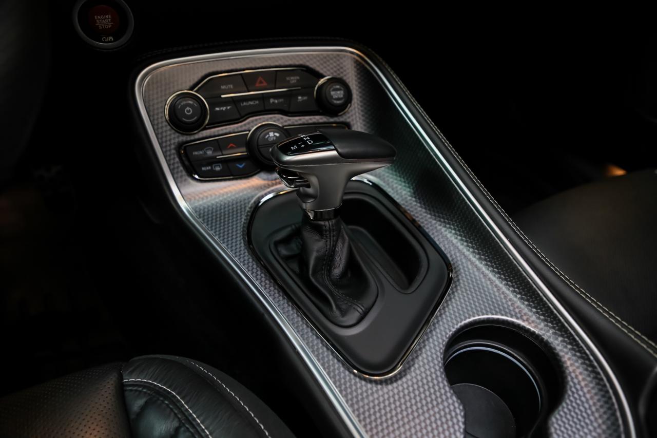 2018 Dodge Challenger SRT HELLCAT WIDEBODY 707HP  RARECOLOR ROOF NAV Photo