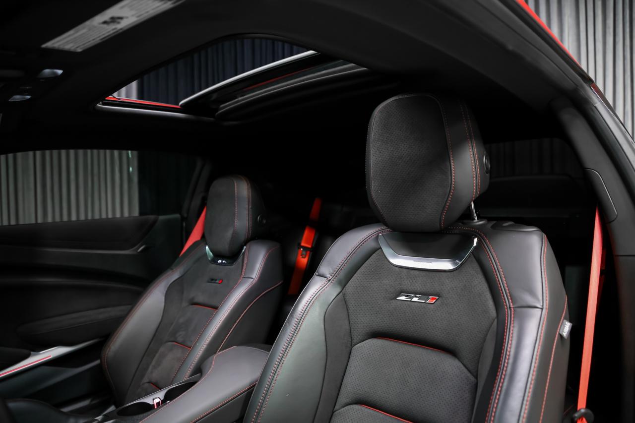 2023 Chevrolet Camaro ZL1 COUPE MANUAL 650HP NOACCDNT MAGNETICRIDE LSD Photo