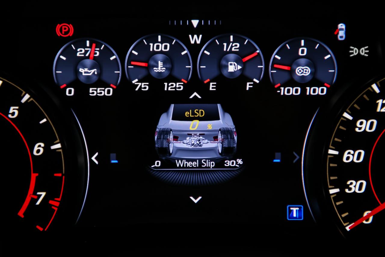 2023 Chevrolet Camaro ZL1 COUPE MANUAL 650HP NOACCDNT MAGNETICRIDE LSD Photo