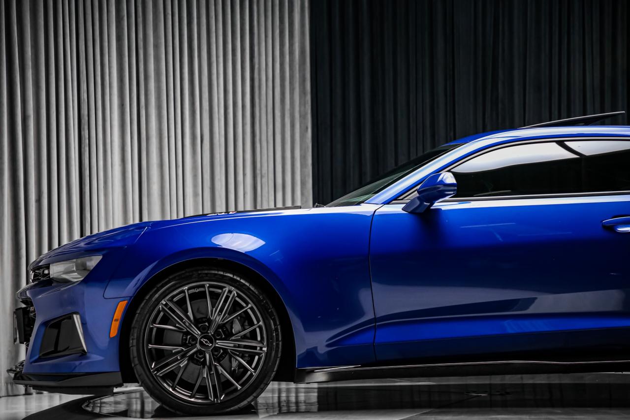 2023 Chevrolet Camaro ZL1 COUPE MANUAL 650HP NOACCDNT MAGNETICRIDE LSD Photo