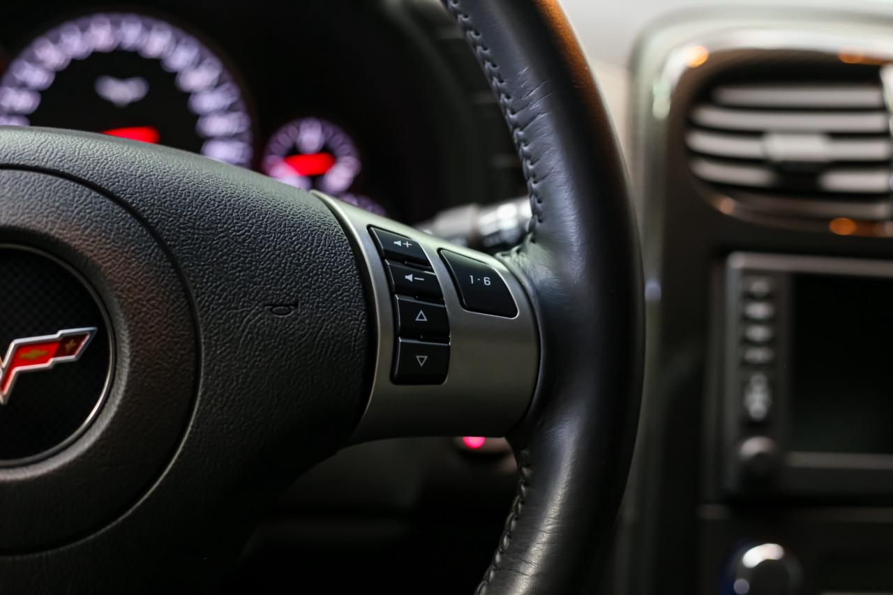 2010 Chevrolet Corvette ZR1 w/3ZR 638HP 6.2L LS9 CARBNCERAMC HUD LOWKM Photo