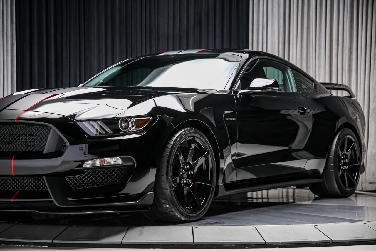 2016 Ford Mustang SHELBY GT350R 5.2L V8  CARBONRIMS LOWKM NOACCIDENT Photo