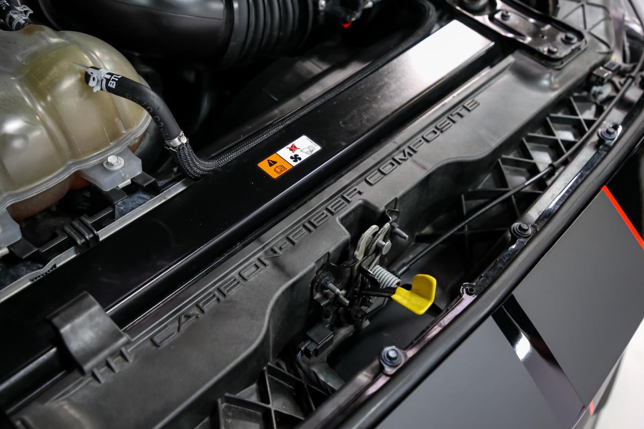 2016 Ford Mustang SHELBY GT350R 5.2L V8  CARBONRIMS LOWKM NOACCIDENT Photo