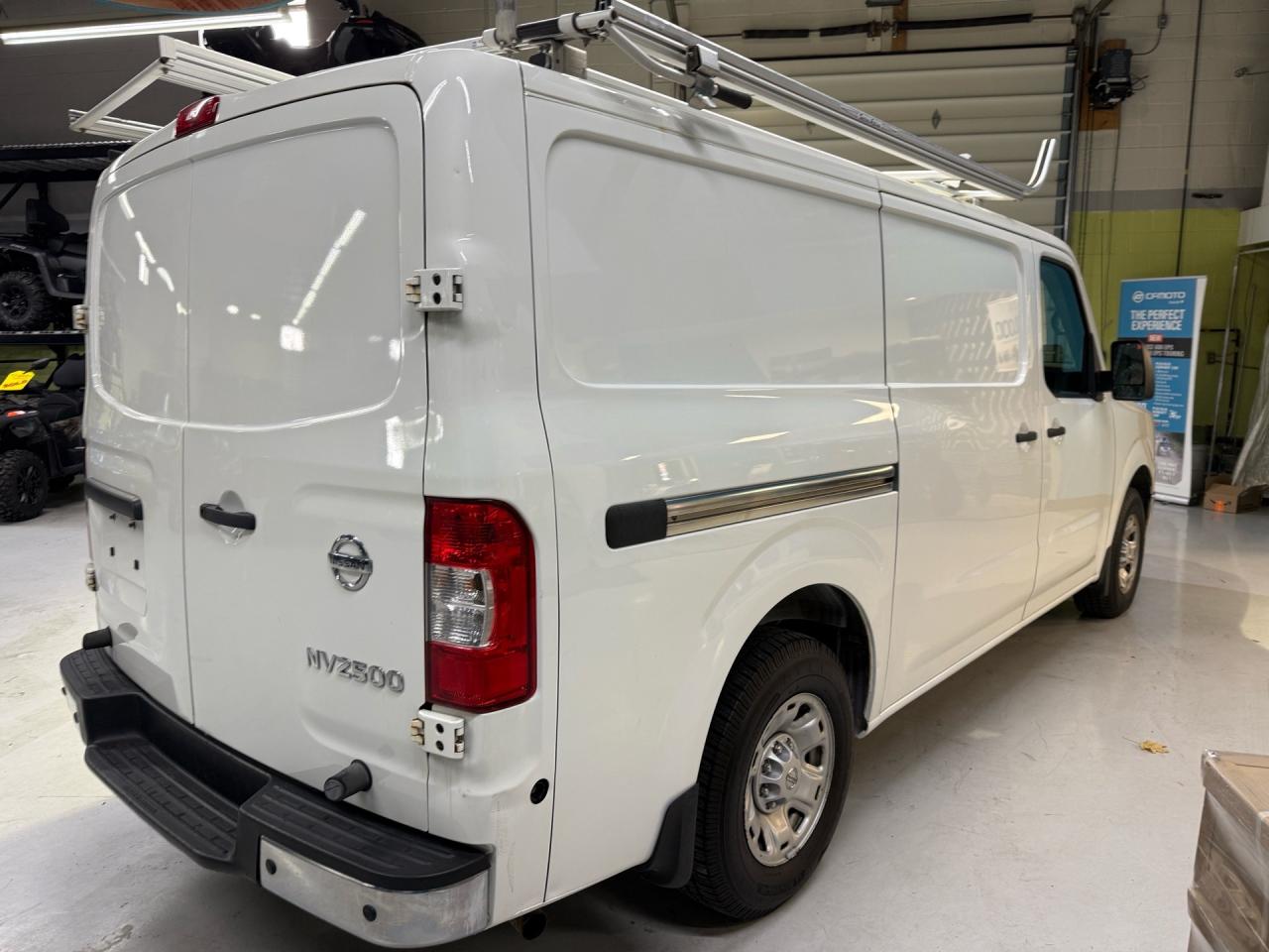 2019 Nissan NV Cargo NV2500   ROOF RACK   SHELVING   DIVIDER  ACCIDENT Photo