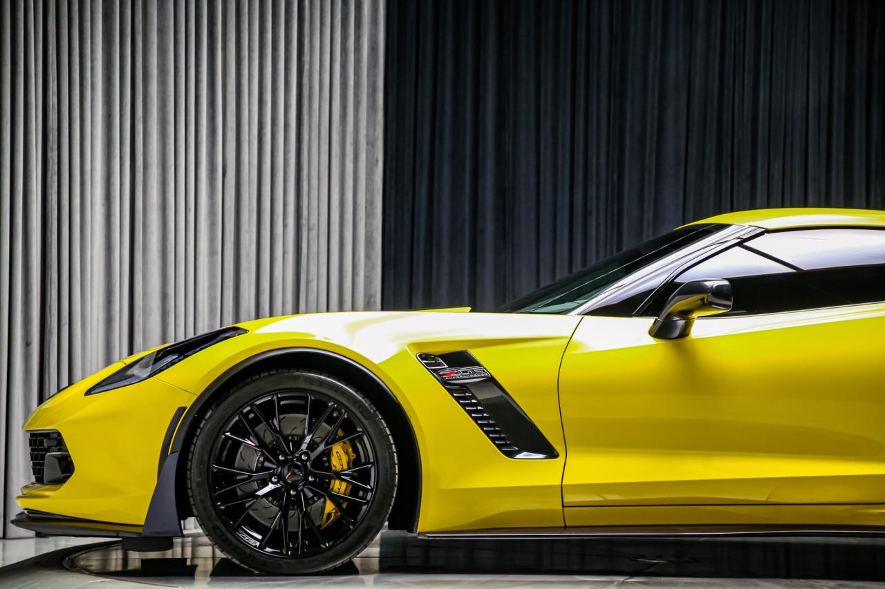 2019 Chevrolet Corvette Z06 2LZ MANUAL 650HP NOACCDNT CARBONEXT 360CAM HUD Photo