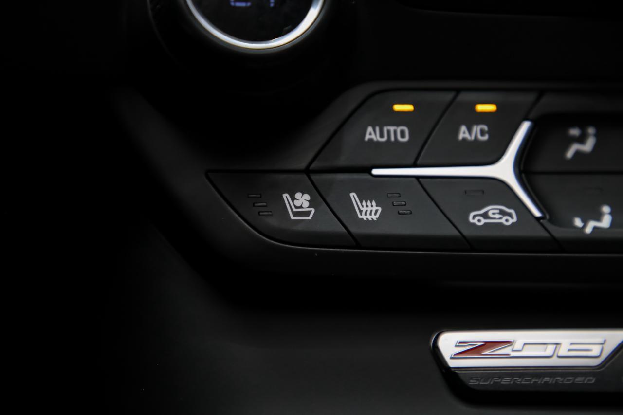 2019 Chevrolet Corvette Z06 2LZ MANUAL 650HP NOACCDNT CARBONEXT 360CAM HUD Photo