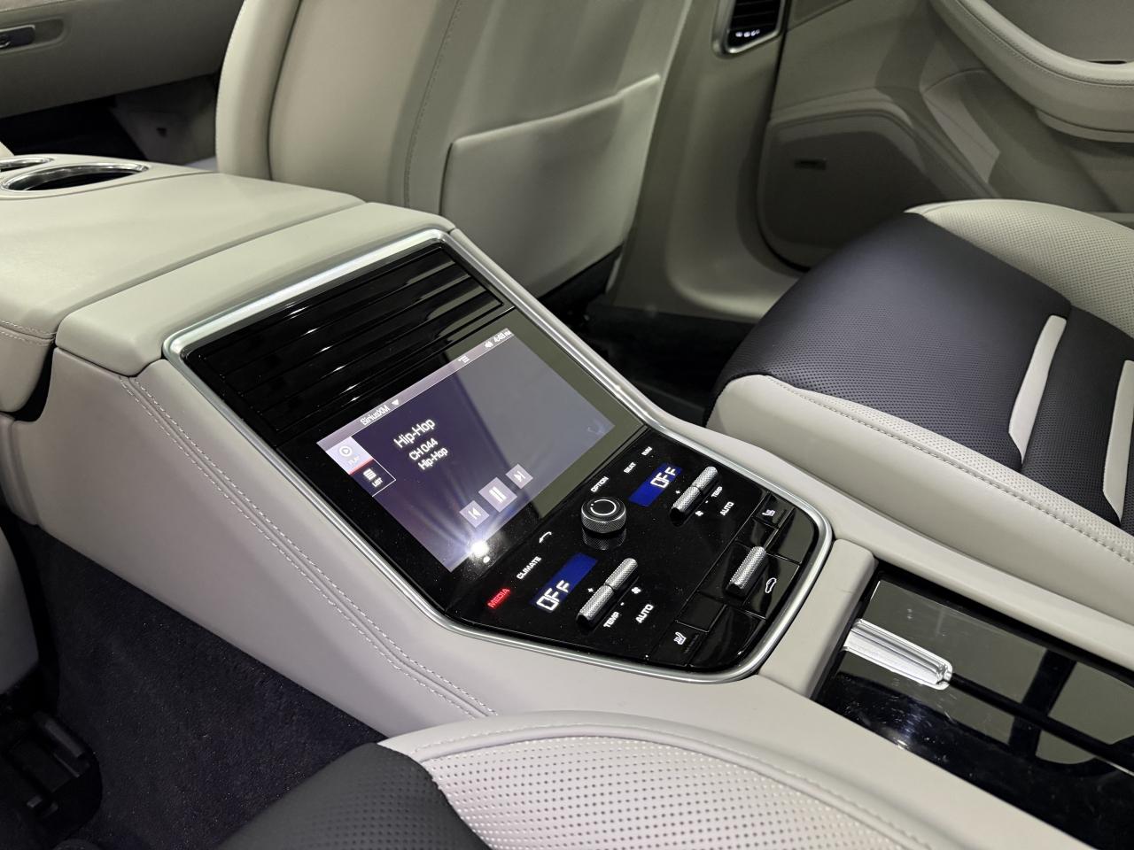 2019 Porsche Panamera 4S AWD**NO ACCIDENTS ONLY 24KM WOW Photo