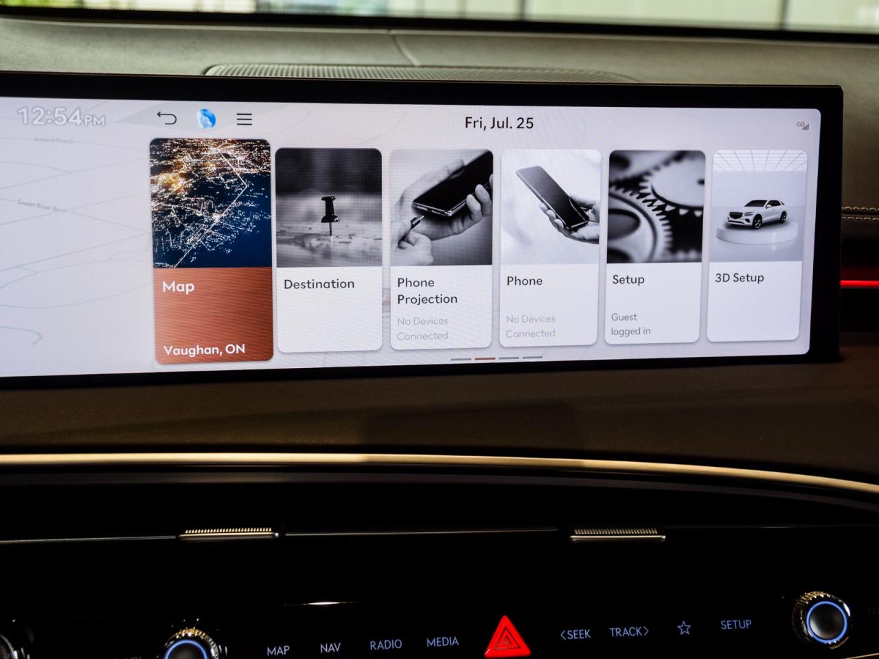 2026 Genesis GV70 2.5T Advanced Tech.Pkg AWD   Used Demonstrator Photo