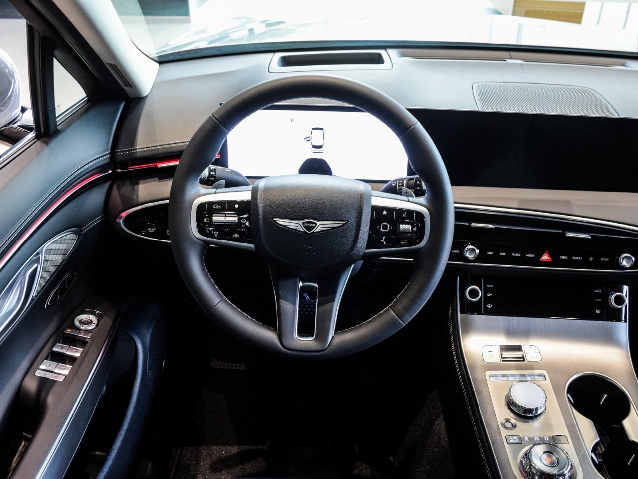 2026 Genesis GV70 2.5T Advanced Tech.Pkg AWD   Used Demonstrator Photo