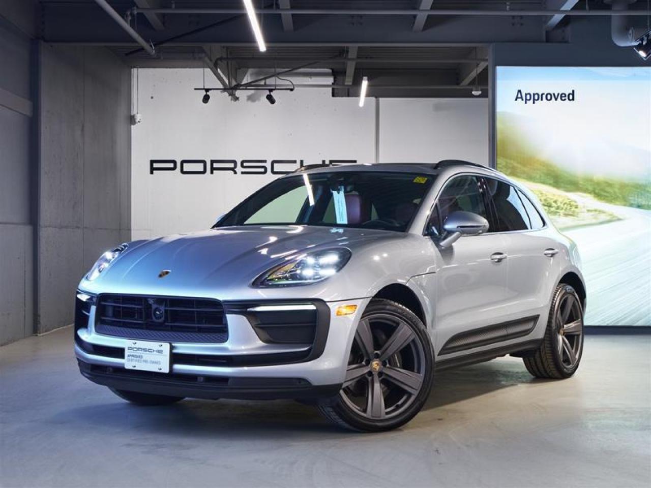 Used 2024 Porsche Macan AWD for sale in Ottawa, ON