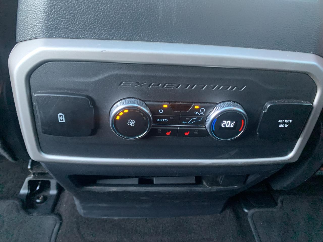 2023 Ford Expedition Limited Max 4x4 pano roof Navigation Photo