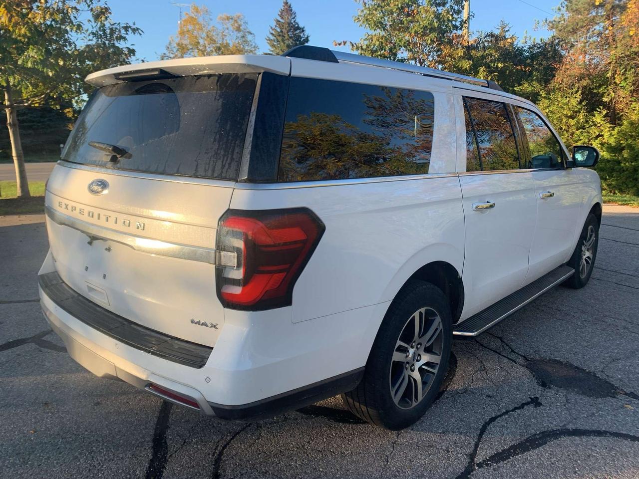 2023 Ford Expedition Limited Max 4x4 pano roof Navigation Photo