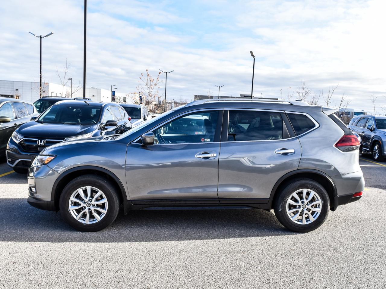 2019 Nissan Rogue AWD   No Accidents, Serv History, #1 Price Value Photo3
