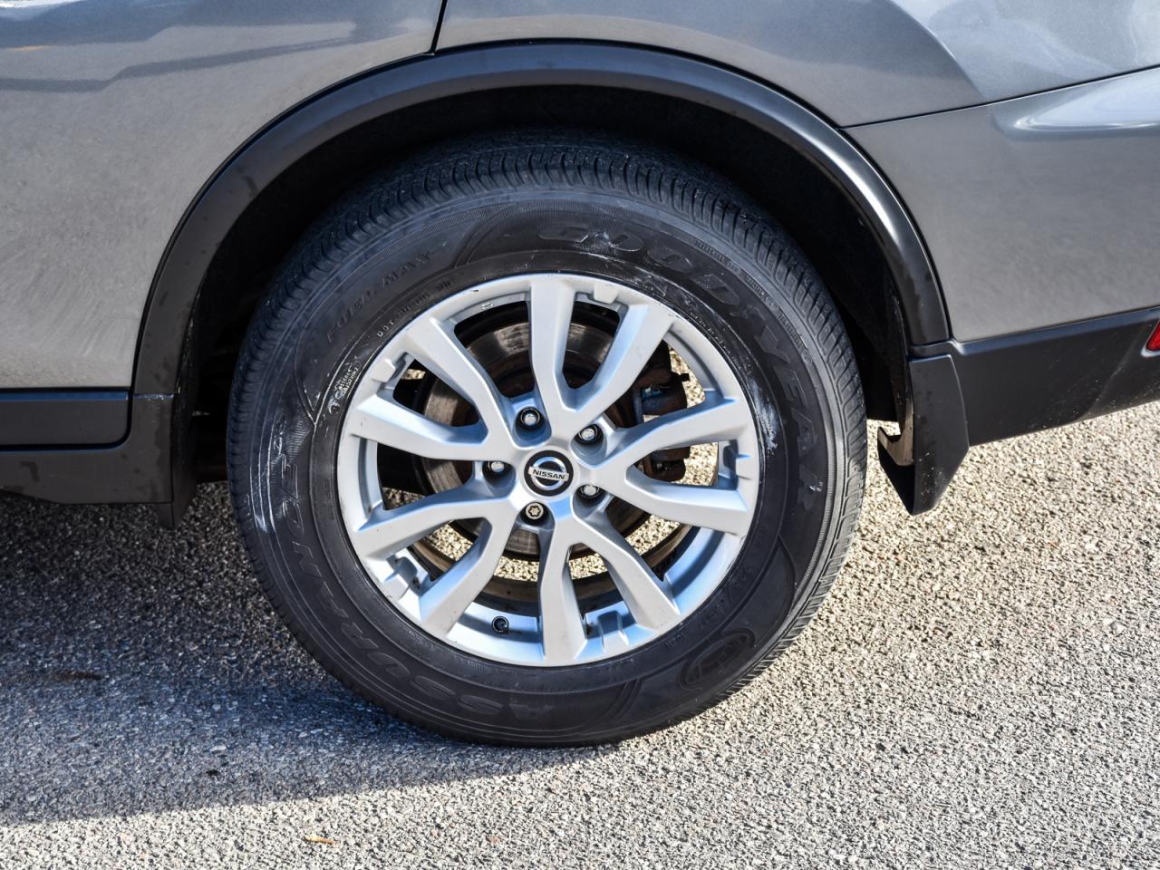 2019 Nissan Rogue AWD   No Accidents, Serv History, #1 Price Value Photo