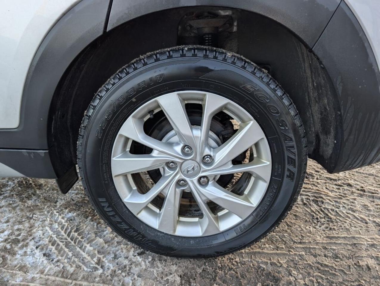 2019 Hyundai Tucson Preferred AWD   BLIND SPOT   LANE ASSIST   CAMERA Photo