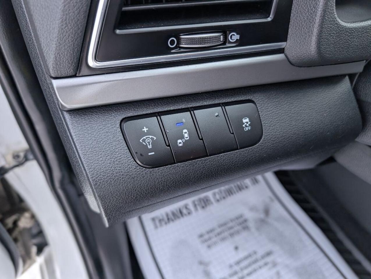 2017 Hyundai Elantra GL   CAMERA   HTD SEATS   BLUETOOTH Photo