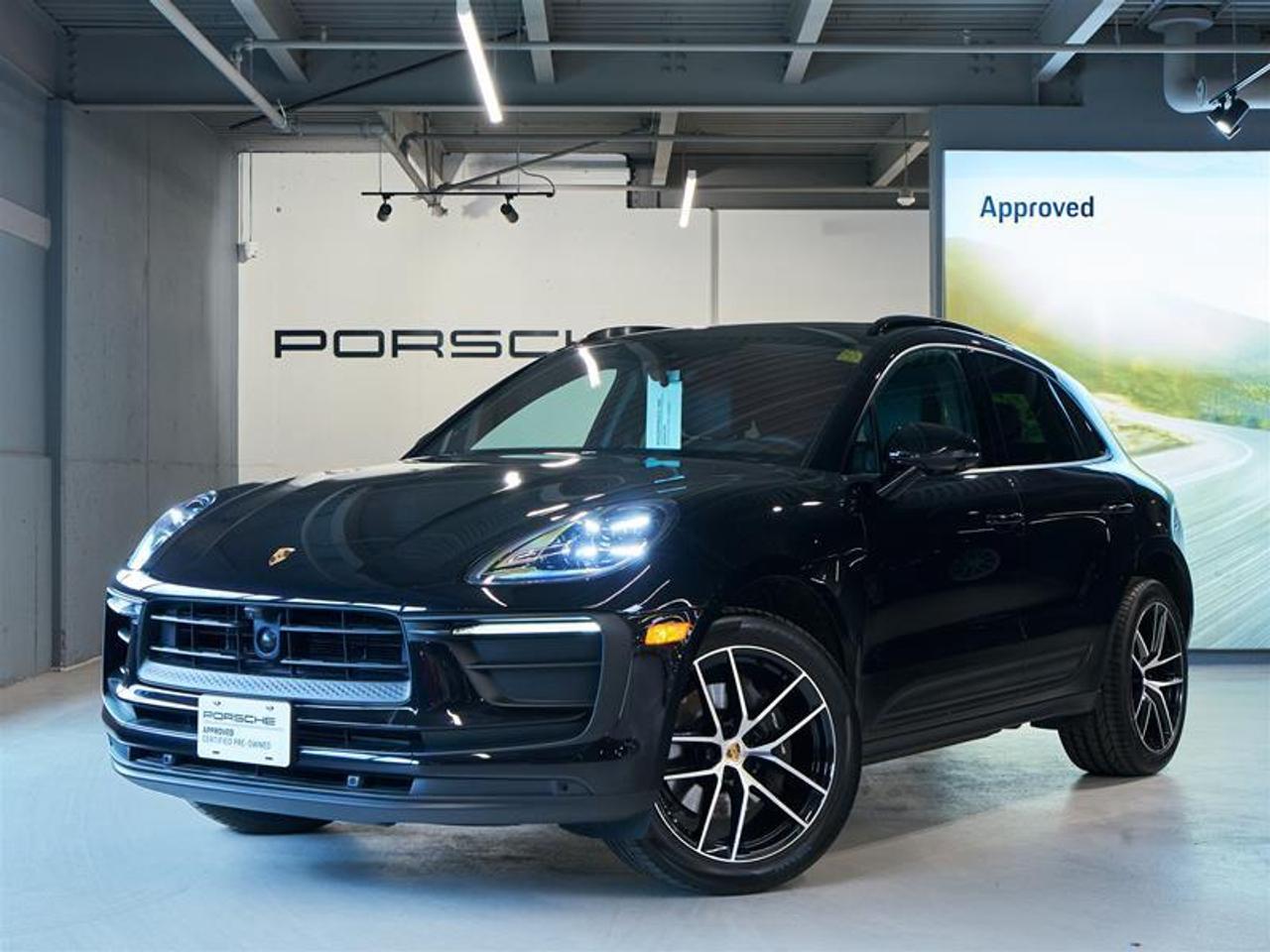 2024 Porsche Macan AWD Photo