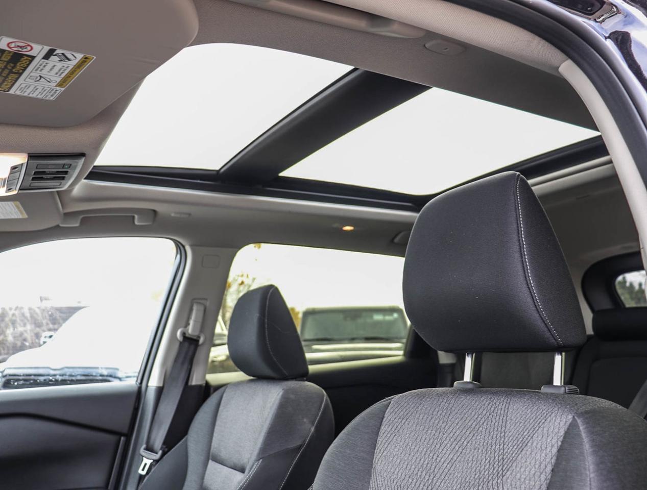 2024 Nissan Rogue SV MOONROOF Photo