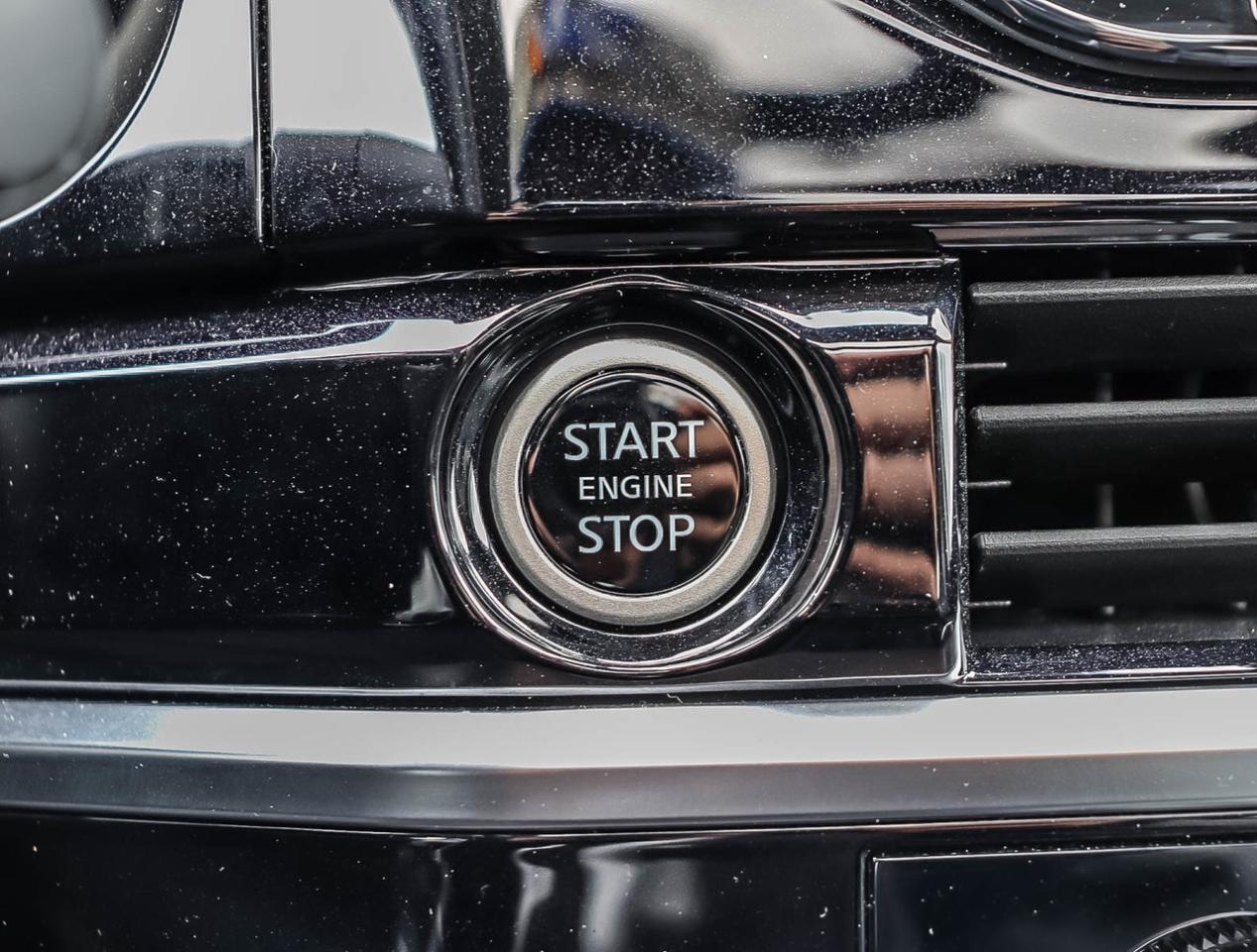 2024 Nissan Pathfinder Platinum WITH CAPTAIN SEATS 3.5L V6 AWD HOLIDAY SA Photo