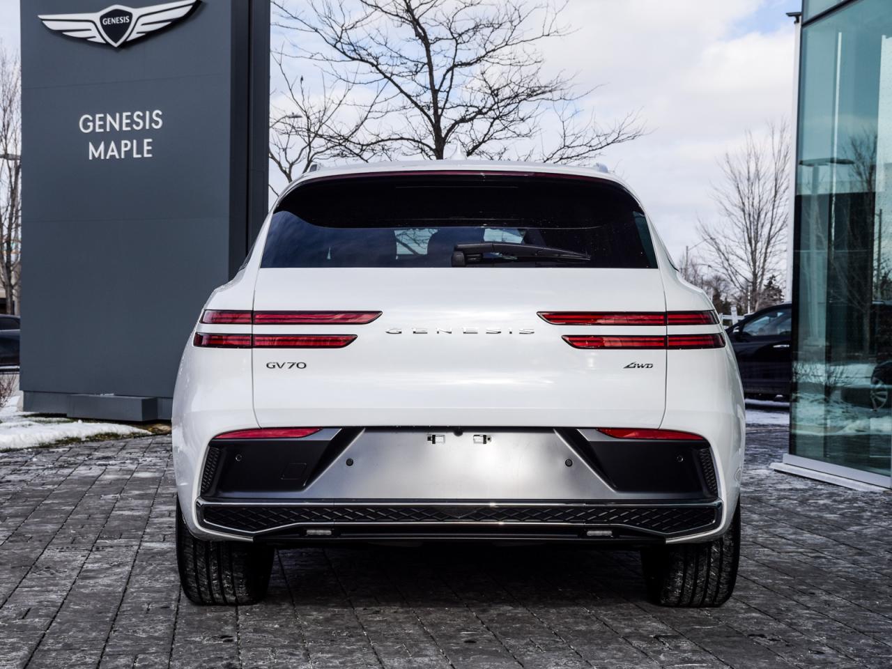2026 Genesis GV70 2.5T Advanced Tech.Pkg AWD   Used Demonstrator Photo