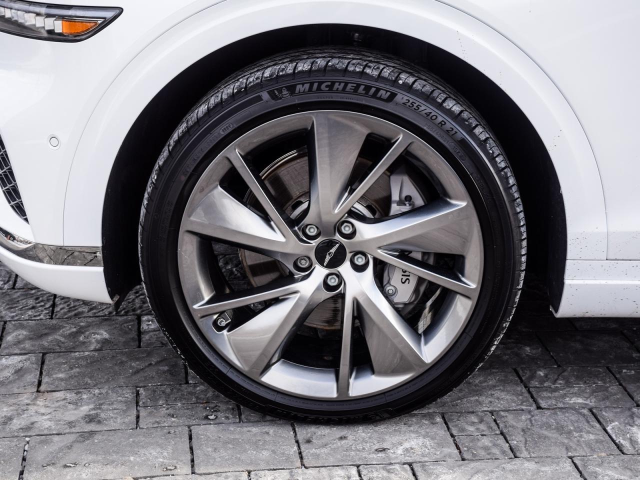 2026 Genesis GV70 2.5T Advanced Tech.Pkg AWD   Used Demonstrator Photo