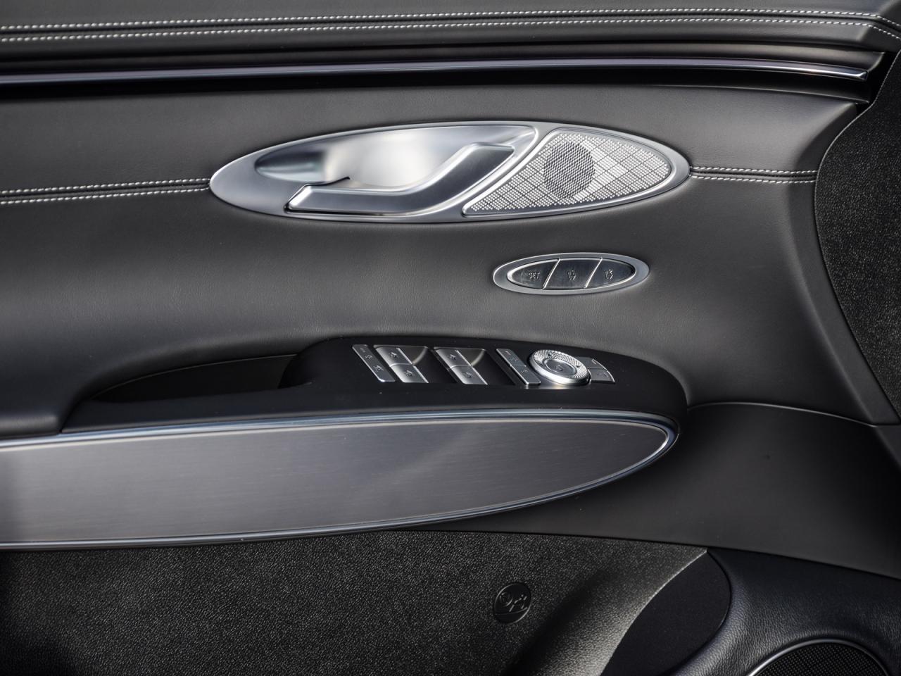 2026 Genesis GV70 2.5T Advanced Tech.Pkg AWD   Used Demonstrator Photo