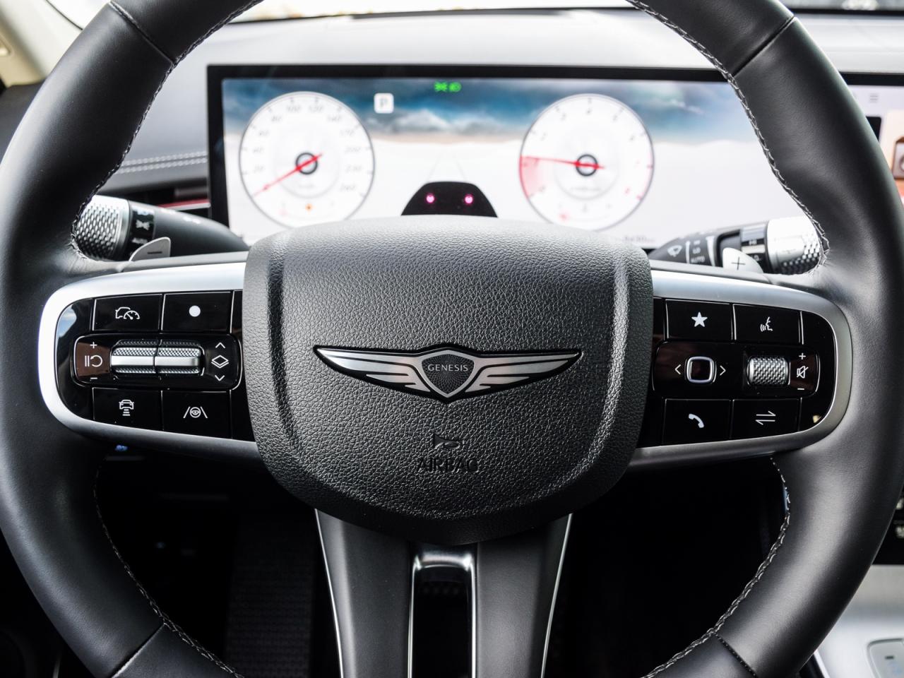 2026 Genesis GV70 2.5T Advanced Tech.Pkg AWD   Used Demonstrator Photo