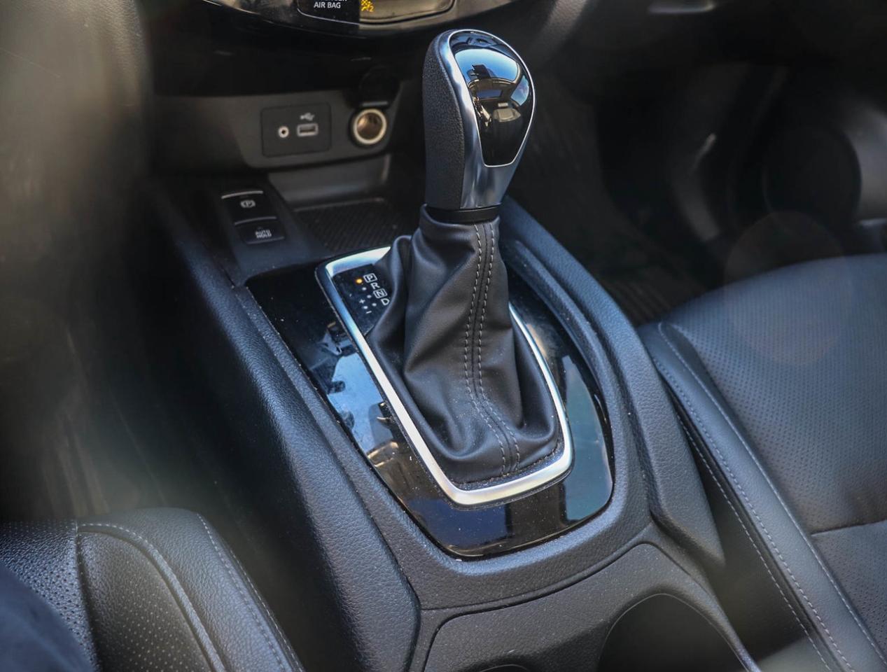 2021 Nissan Qashqai SL !!! NO ACCIDENTS !!! ONE OWNER !!! LEATHER   HE Photo