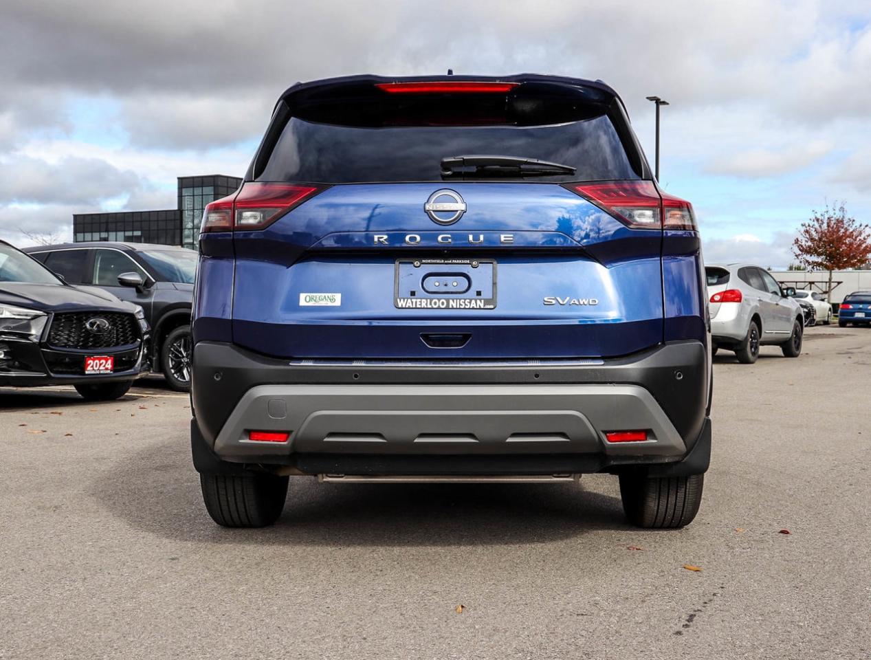 2023 Nissan Rogue SV Moonroof ALL WHEEL DRIVE Photo