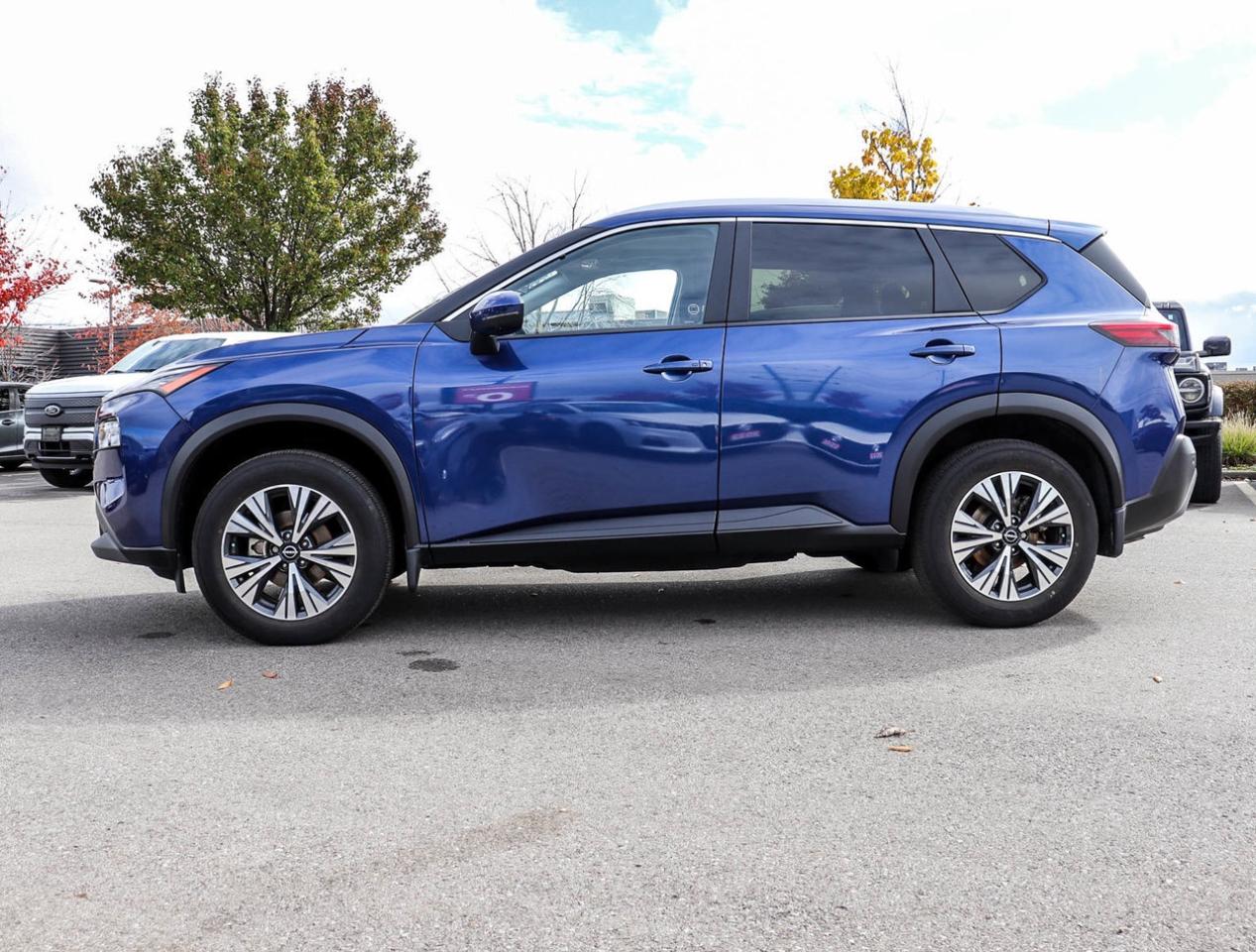 2023 Nissan Rogue SV Moonroof ALL WHEEL DRIVE Photo