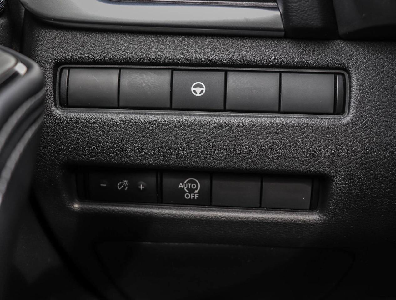 2023 Nissan Rogue SV Moonroof ALL WHEEL DRIVE Photo