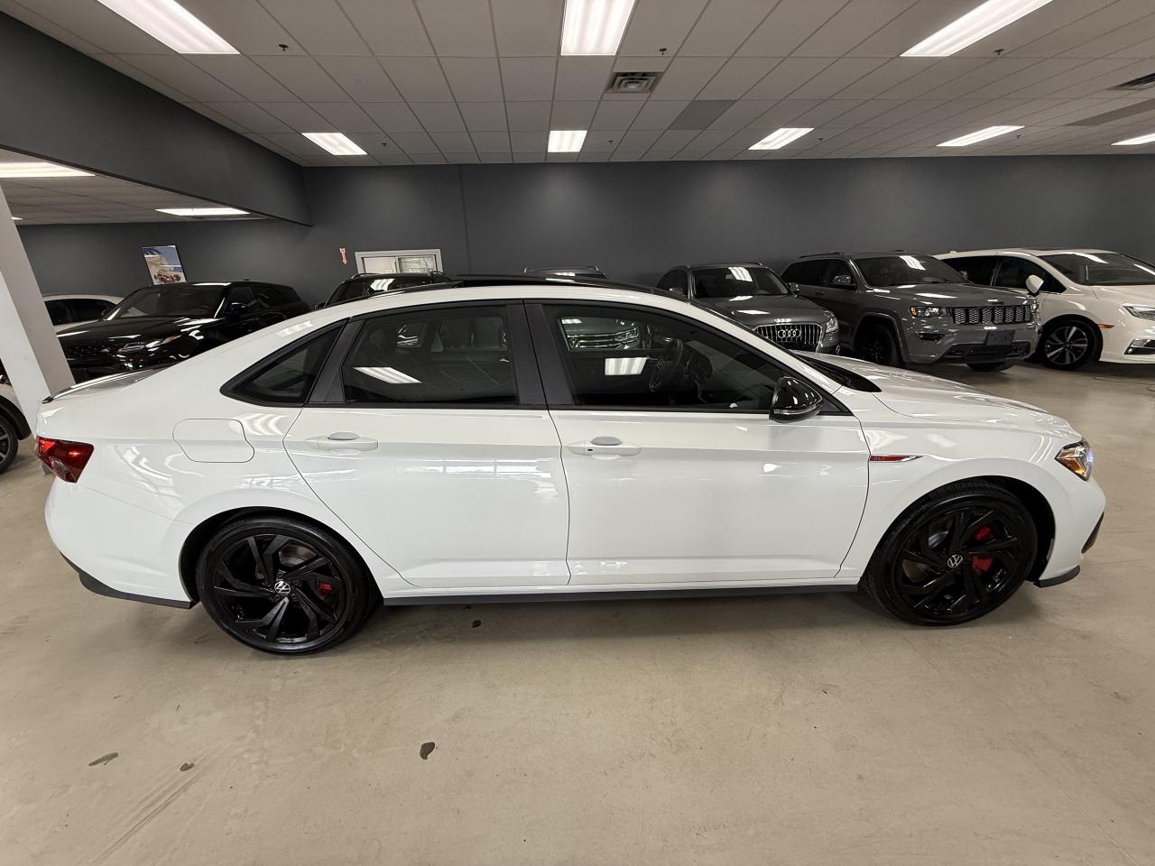 2024 Volkswagen Jetta GLI DSG**ONE OWNER NO ACCIDENTS JUST LIKE NEW!! Photo