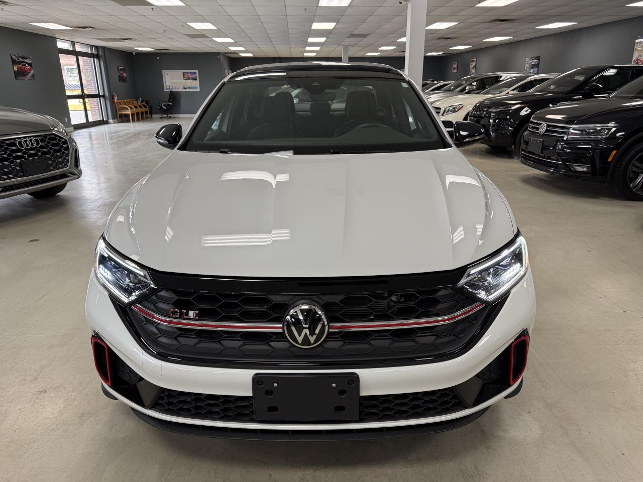 2024 Volkswagen Jetta GLI DSG**ONE OWNER NO ACCIDENTS JUST LIKE NEW!! Photo