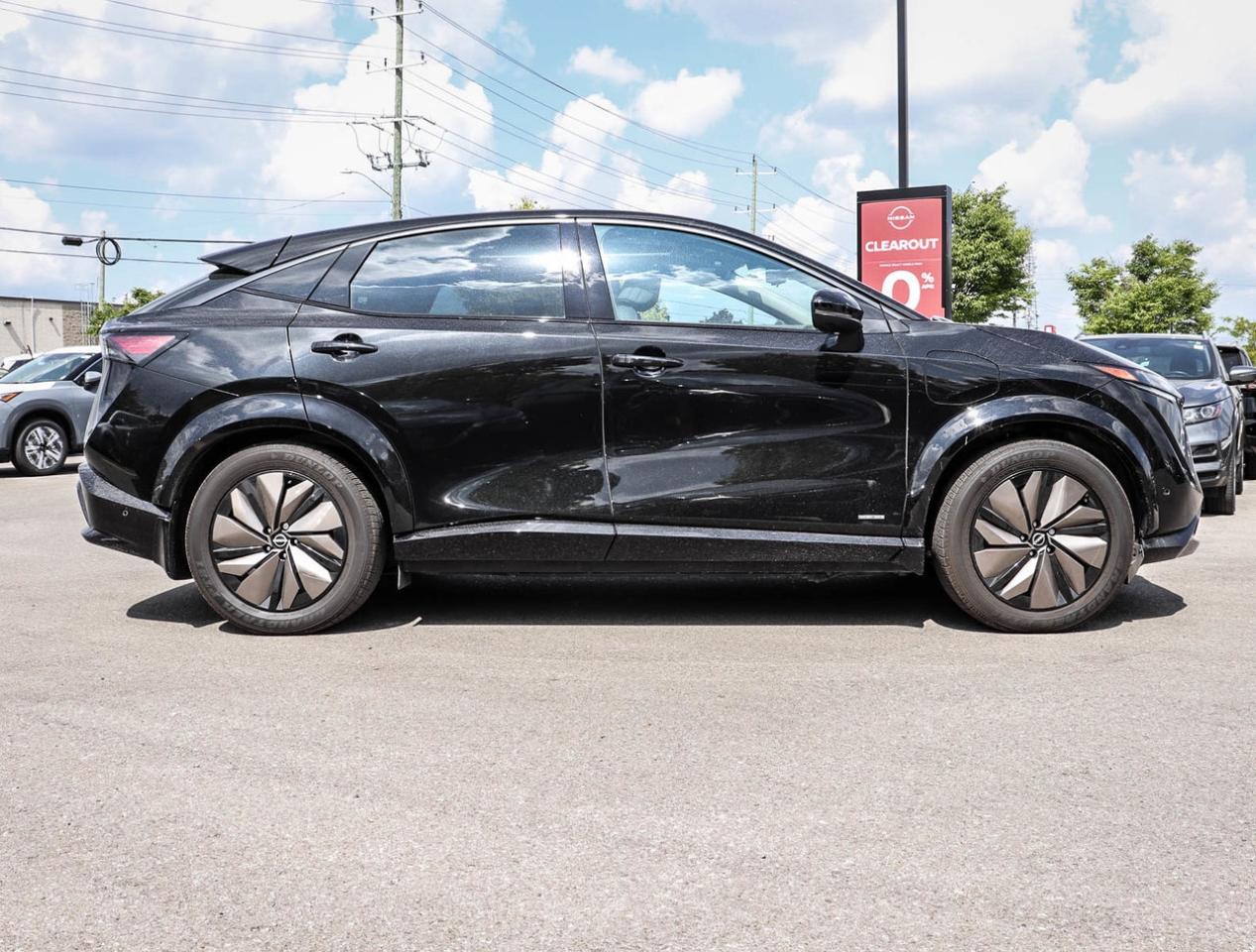 2023 Nissan Ariya Premiere Photo3