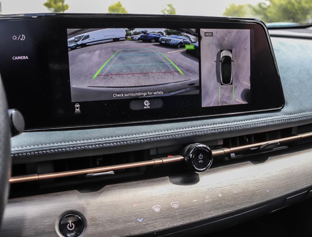 2023 Nissan Ariya PREMIERE E-4ORCE   87kWh BATTERY   426 KM RANGE 19 Photo