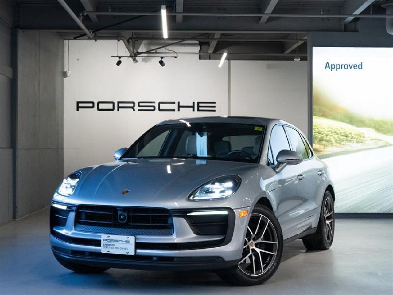Used 2025 Porsche Macan AWD for sale in Ottawa, ON