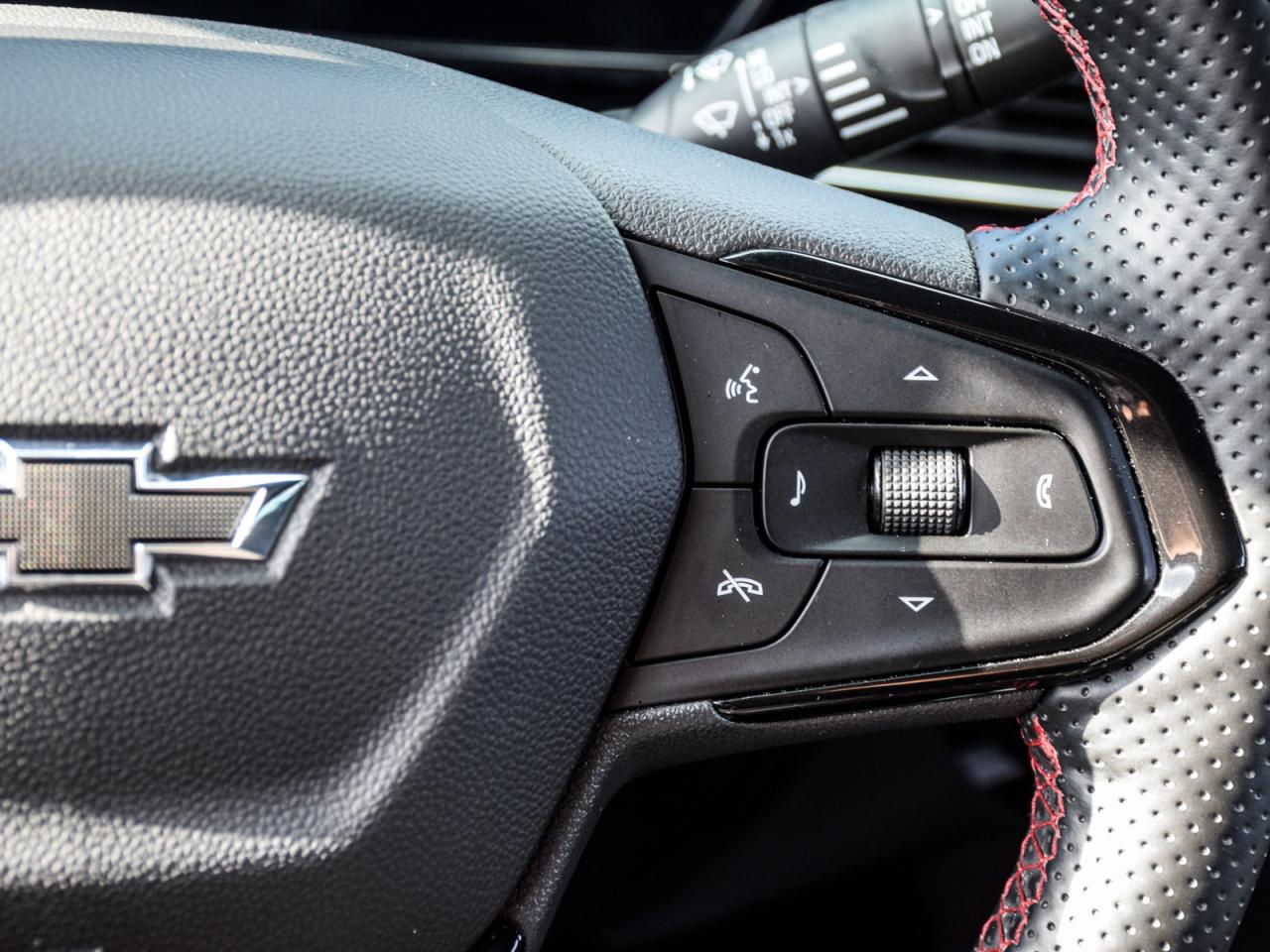 2024 Chevrolet Trax LIKE NEW   1owner, No Accidents, LOW KMS Photo