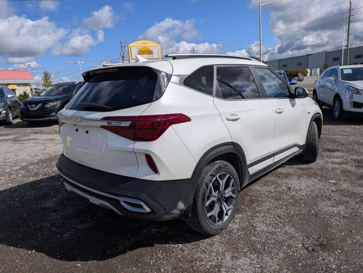 2023 Kia Seltos EX PREMIUM AWD  NAV   LEATHER   SUNROOF   CAMERA Photo