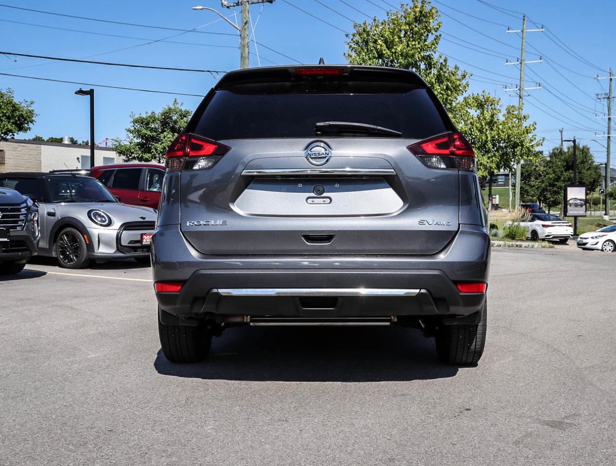 2019 Nissan Rogue SV Photo