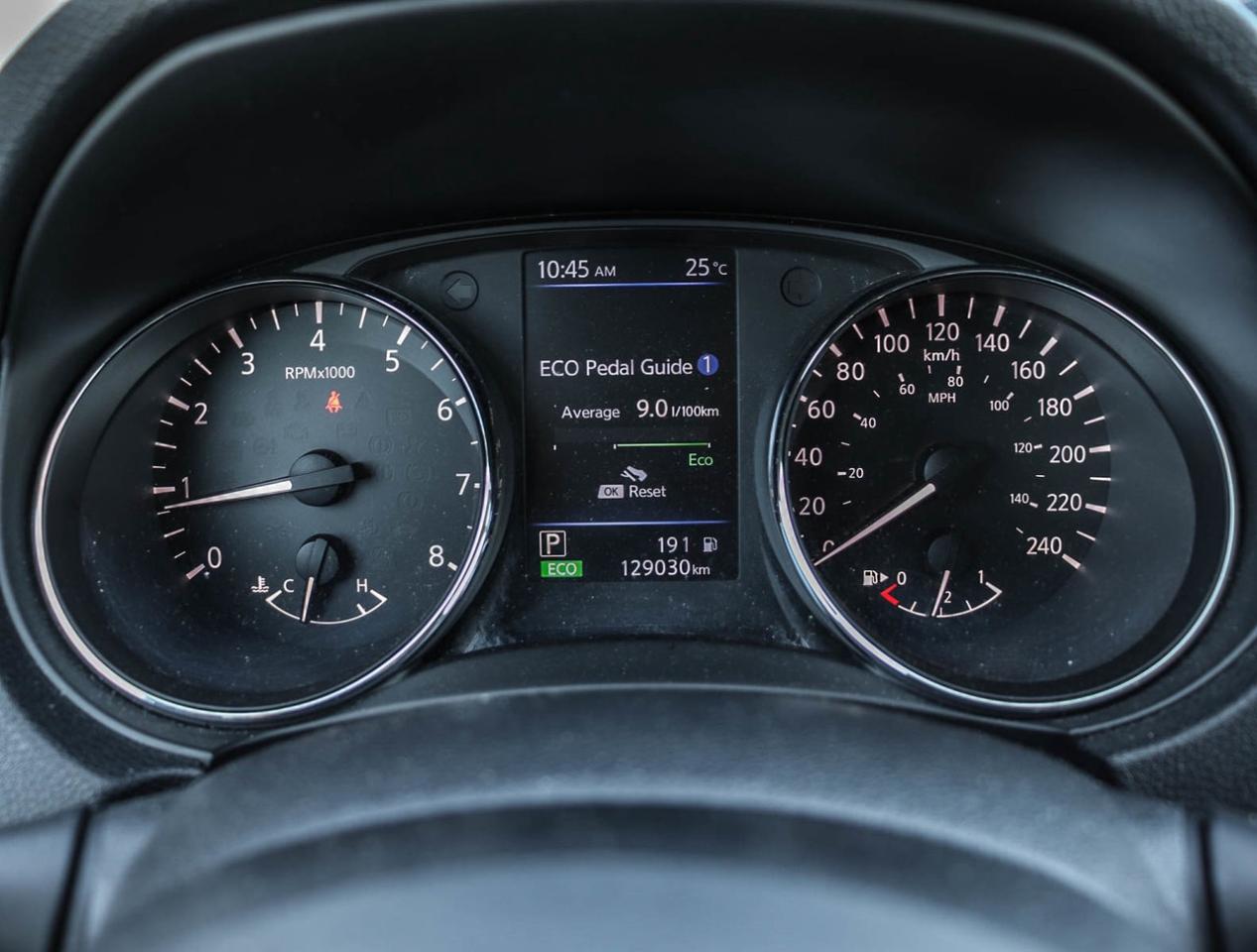 2019 Nissan Rogue SV Photo