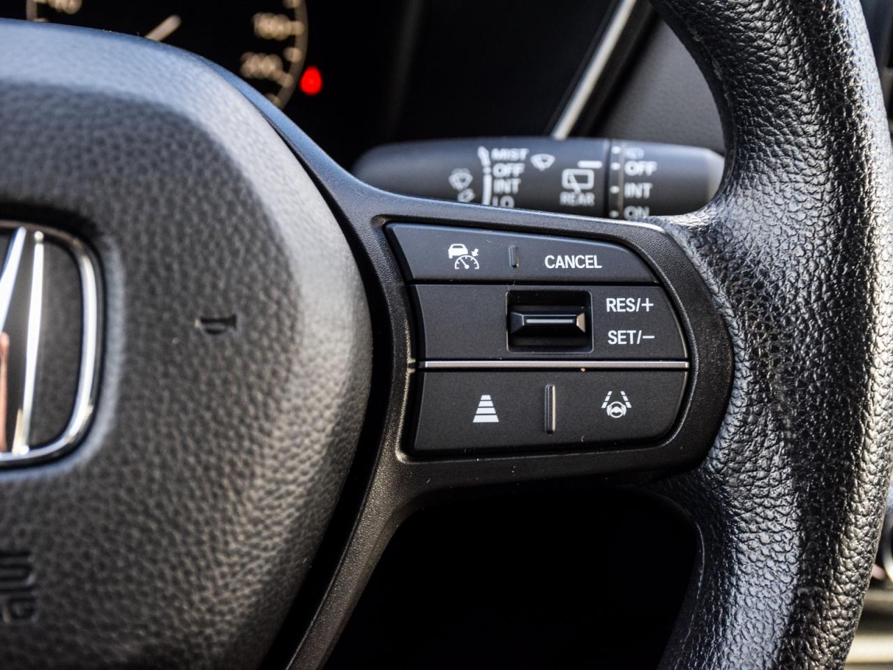 2025 Honda CR-V AWD   1owner, No Accidents, Best in Price Value Photo