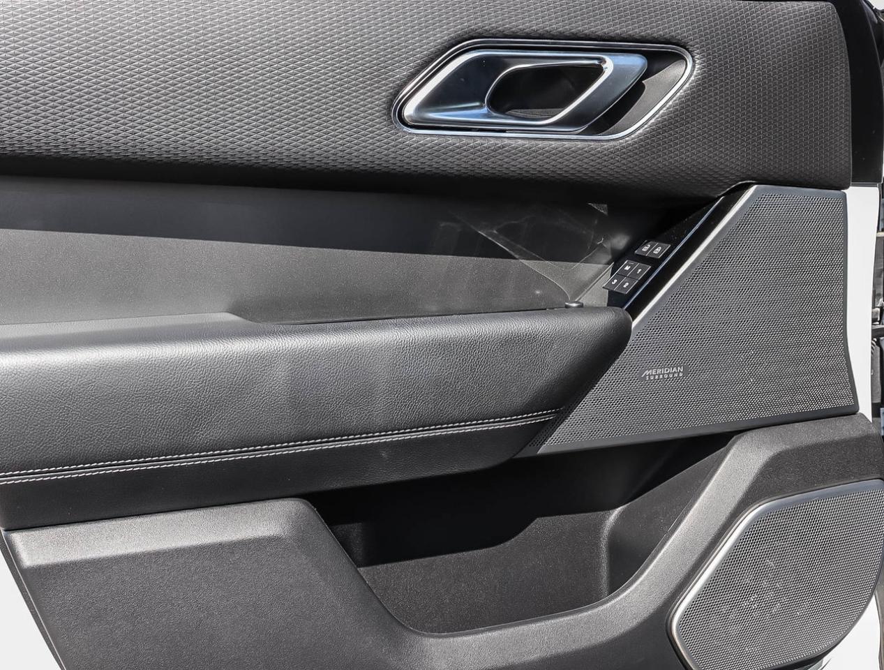 2021 Land Rover Range Rover Velar S Photo