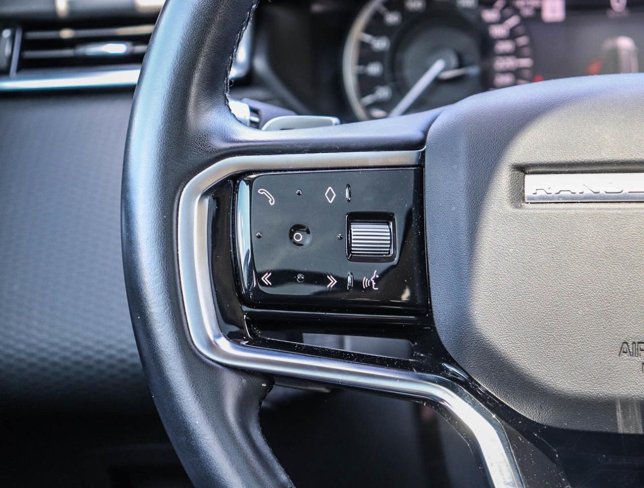 2021 Land Rover Range Rover Velar S Photo