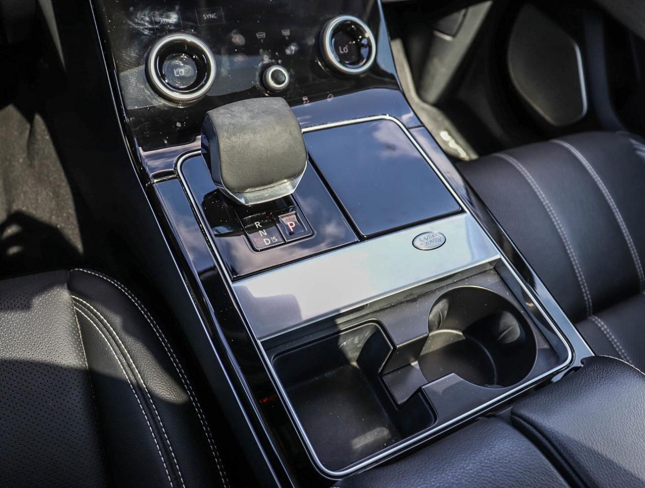 2021 Land Rover Range Rover Velar S Photo