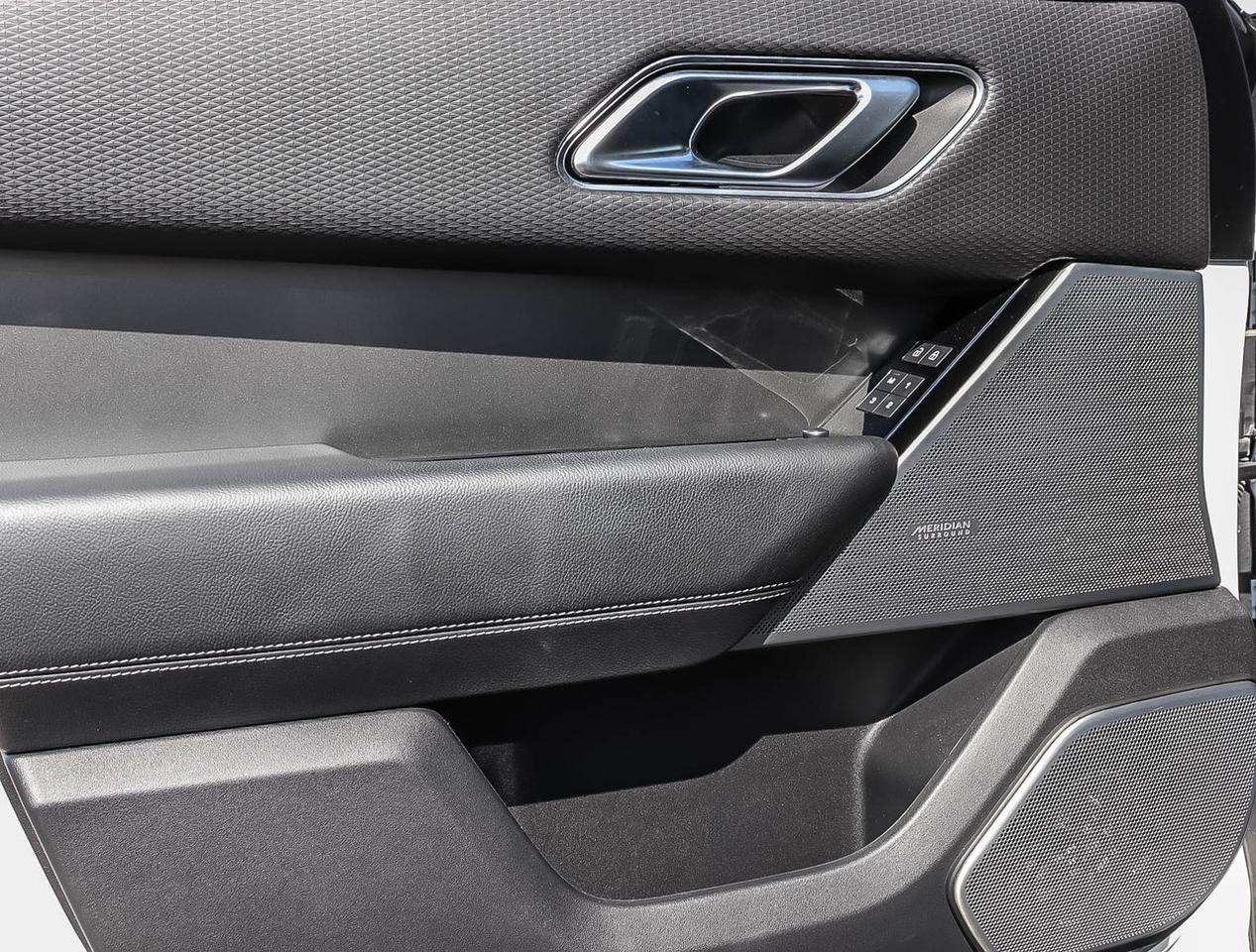 2021 Land Rover Range Rover Velar S Photo