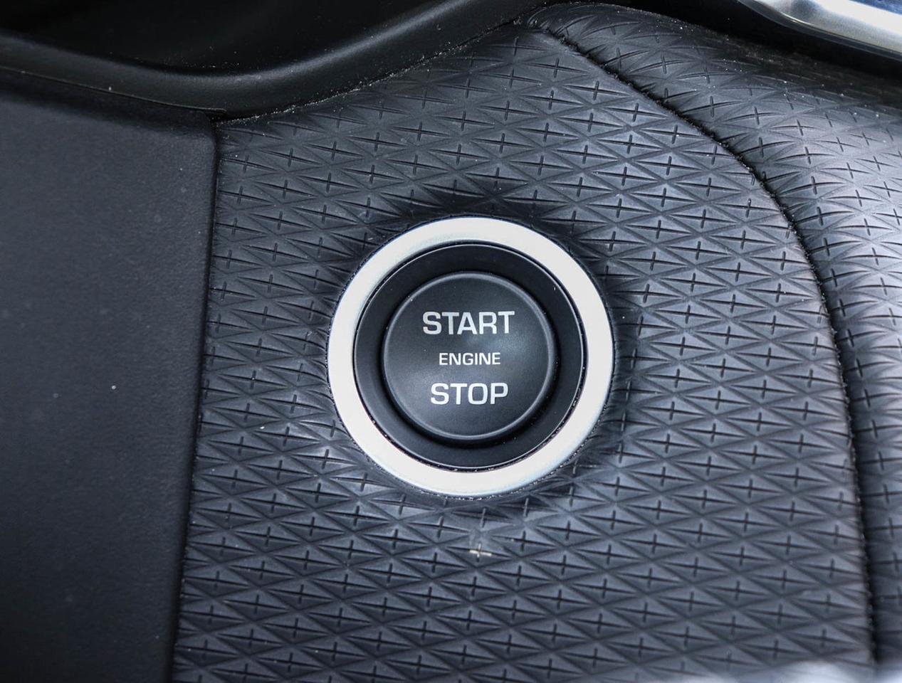 2021 Land Rover Range Rover Velar S Photo